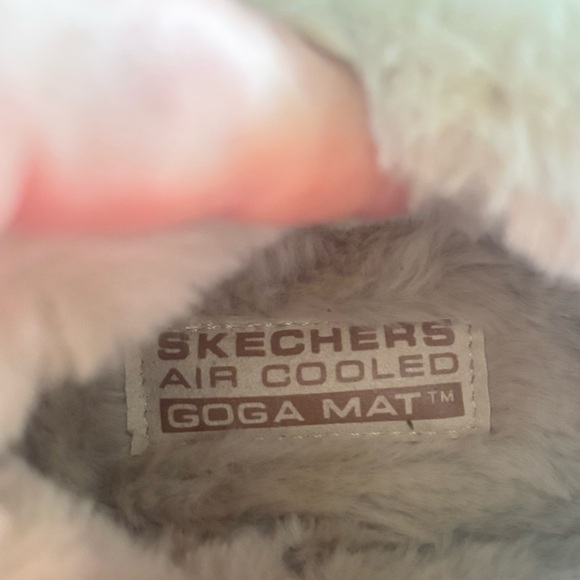 Skechers Cushioning Elite 2.0 Snowy Summit Chestnut Faux Fur Slip-On Shoes 8.5 - Picture 2 of 13